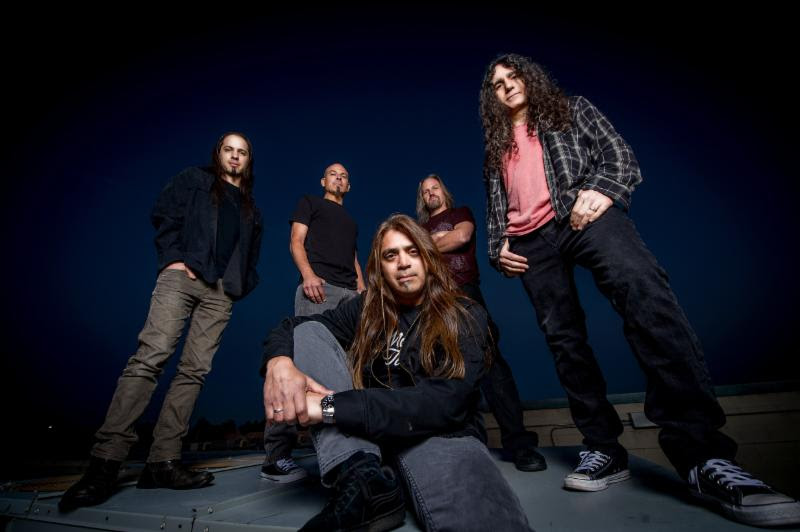 Fates Warning sign with Metal Blade for new album