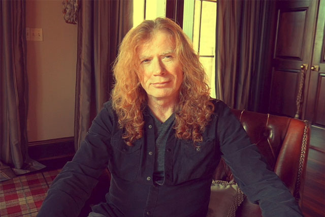Dave Mustaine returns to the studio recording vocals for new Megadeth album