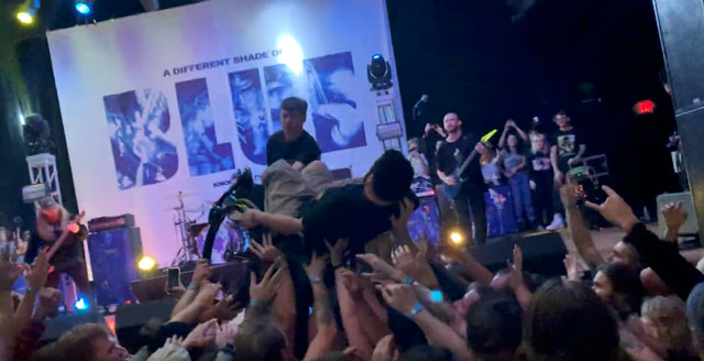 Watch fan in a wheelchair crowdsurfing at Knocked Loose show in Atlanta